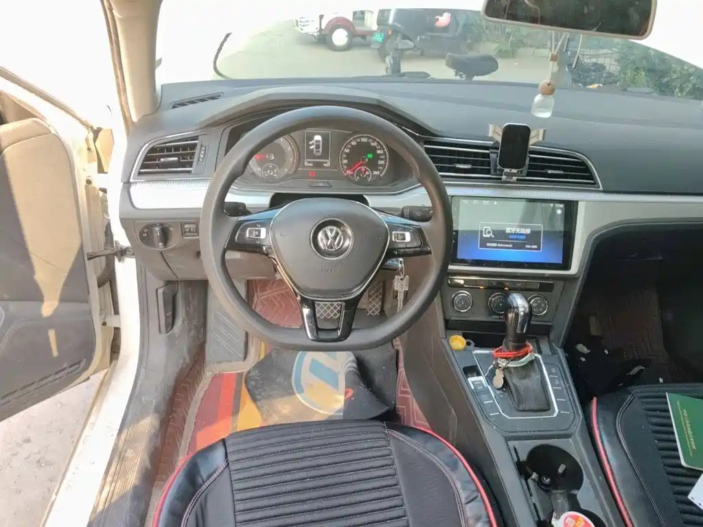 Volkswagen Lamando — миниатюра 3