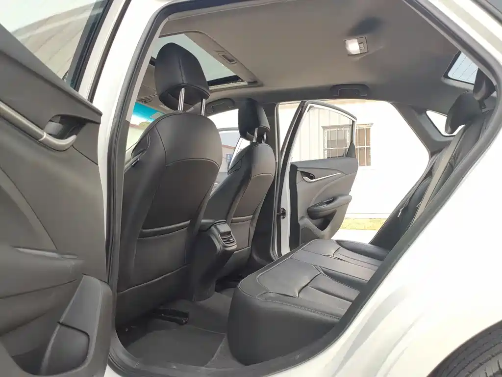 Buick Excelle — миниатюра 9