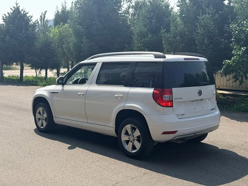 Skoda Yeti TSI280 DSG Forward Edition, фото 7