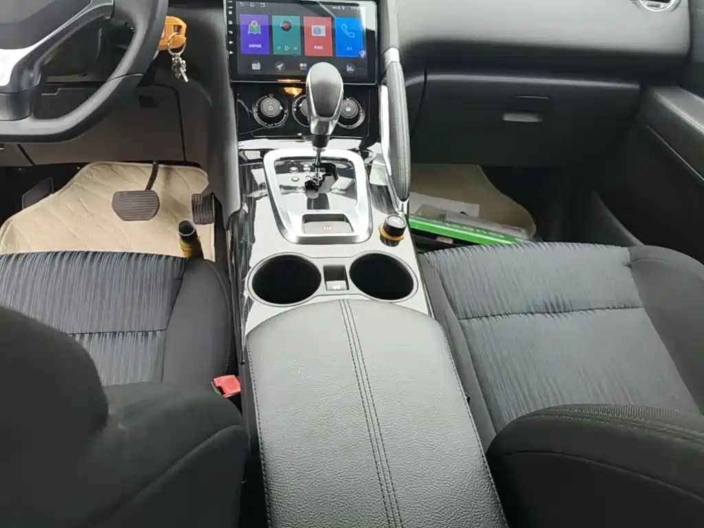 Peugeot 3008 — миниатюра 14