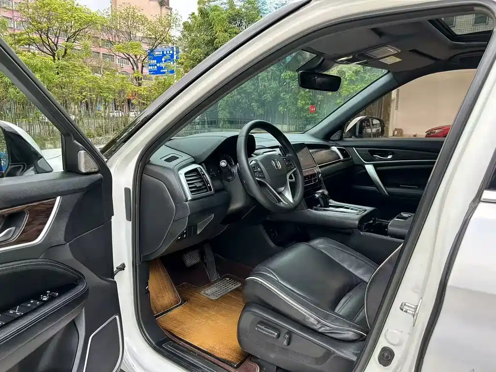 Honda UR-V — миниатюра 4