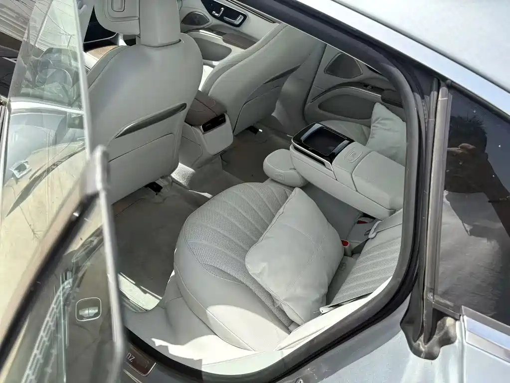 Mercedes-Benz EQS — миниатюра 8