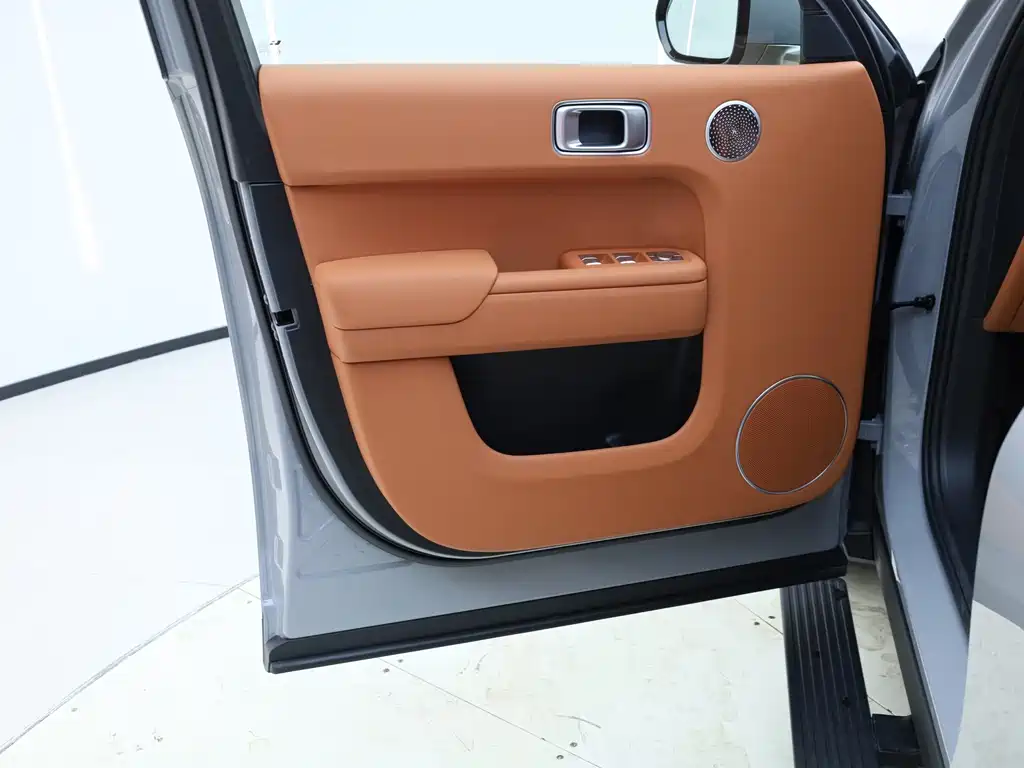 Li Auto Li L9 — миниатюра 28