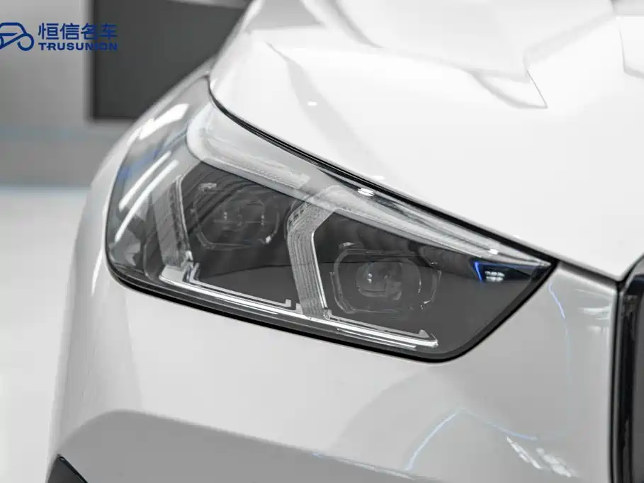 BMW X1 — миниатюра 10