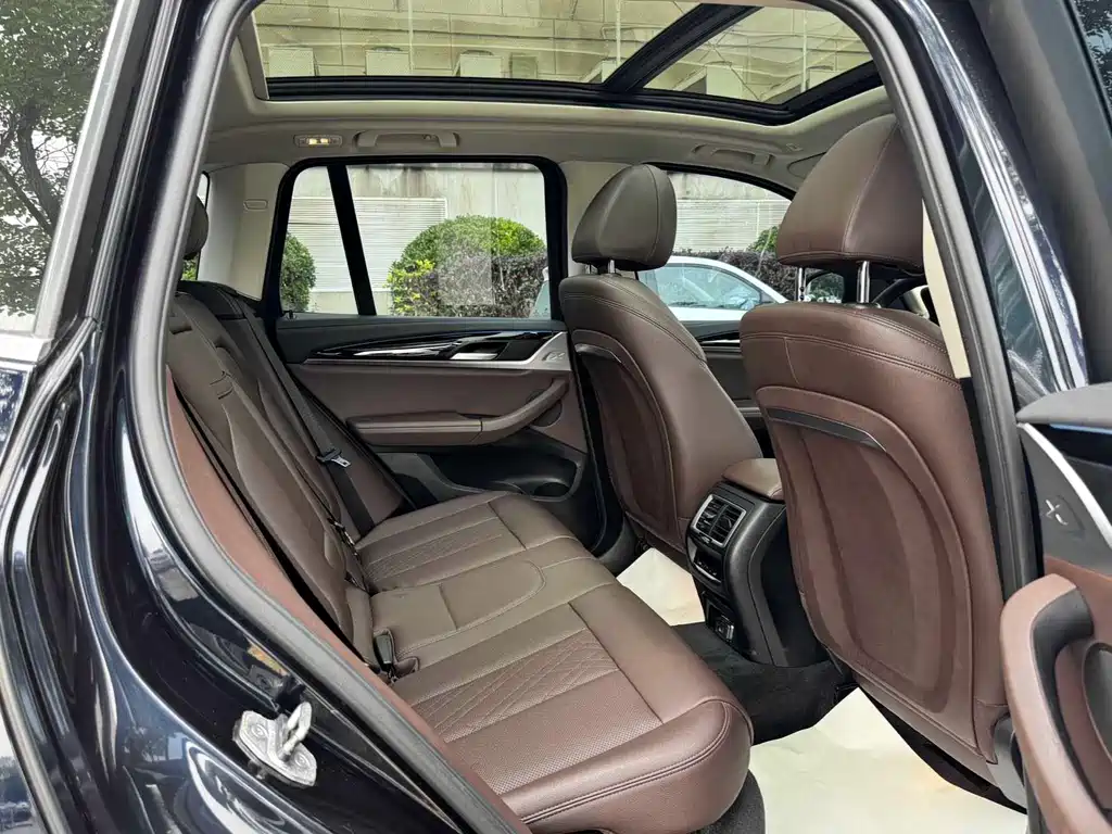 BMW iX3 2022 Lead