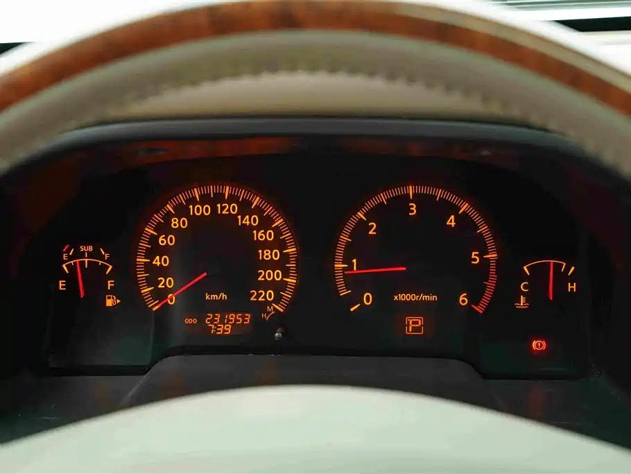Nissan Patrol — миниатюра 29