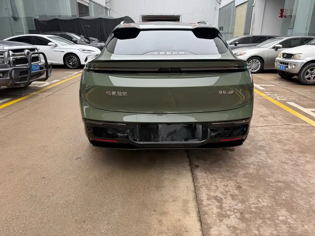 Zeekr 007GT — миниатюра 5