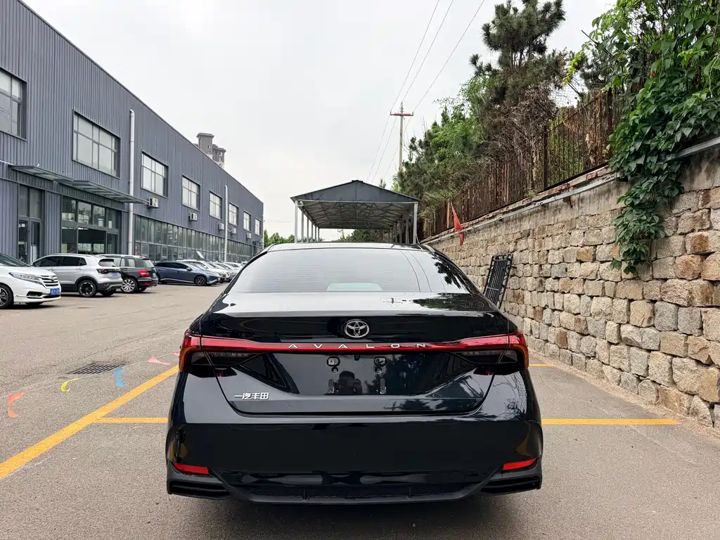 Toyota Avalon 2024 2.0L