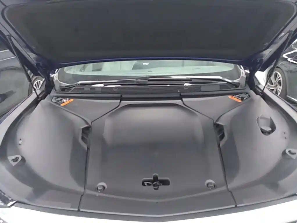 Cadillac IQ — миниатюра 20