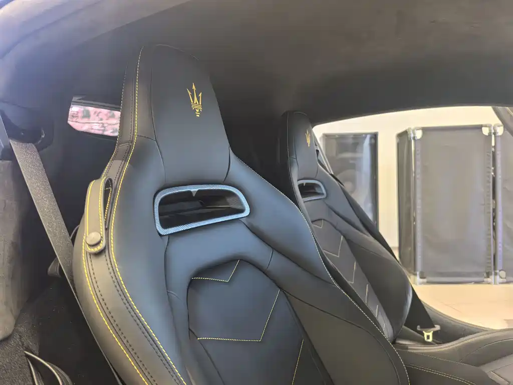 Maserati MC20 2024 3.0T Standard