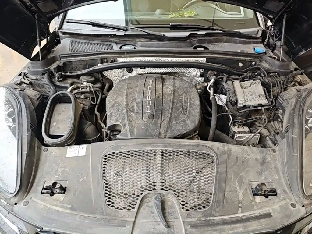 Porsche Macan — миниатюра 20