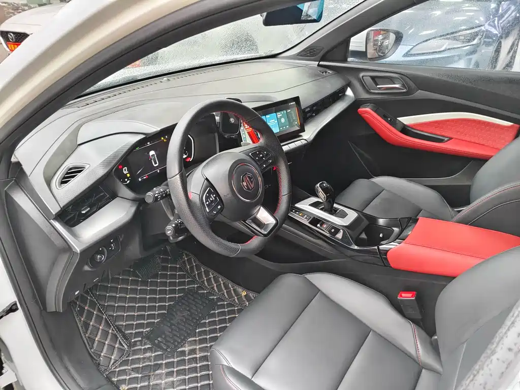 MG MG5 — миниатюра 4