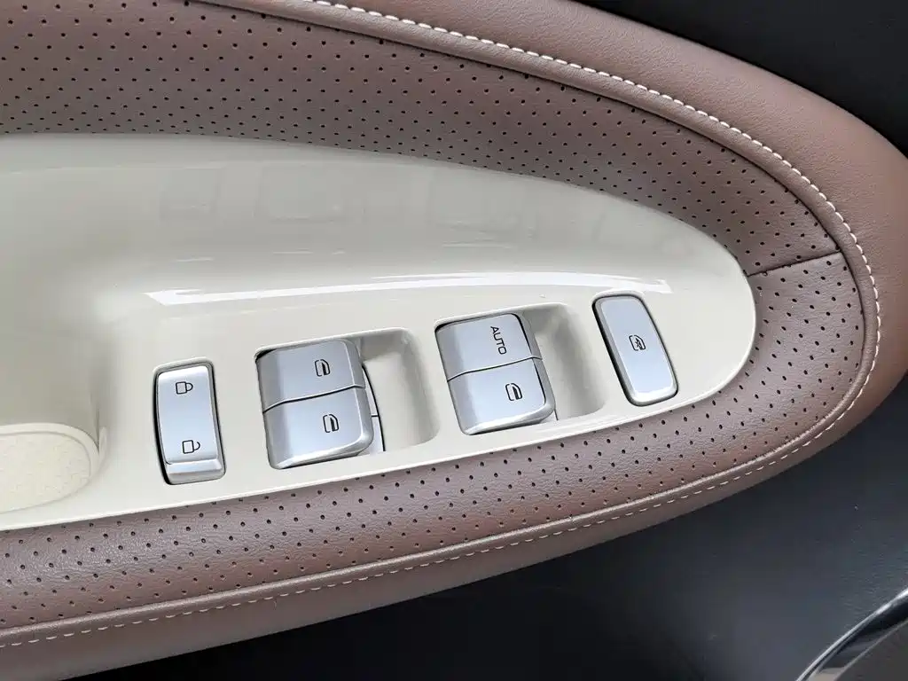Wuling Bingo — миниатюра 9