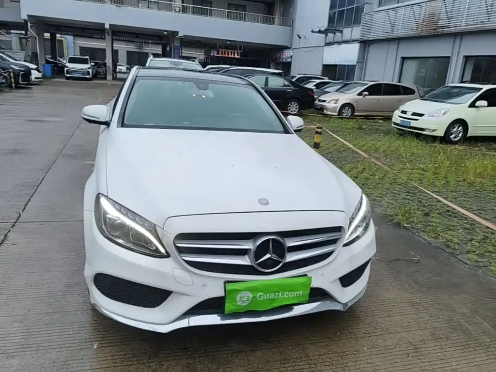 Mercedes-Benz C-Class — миниатюра 3