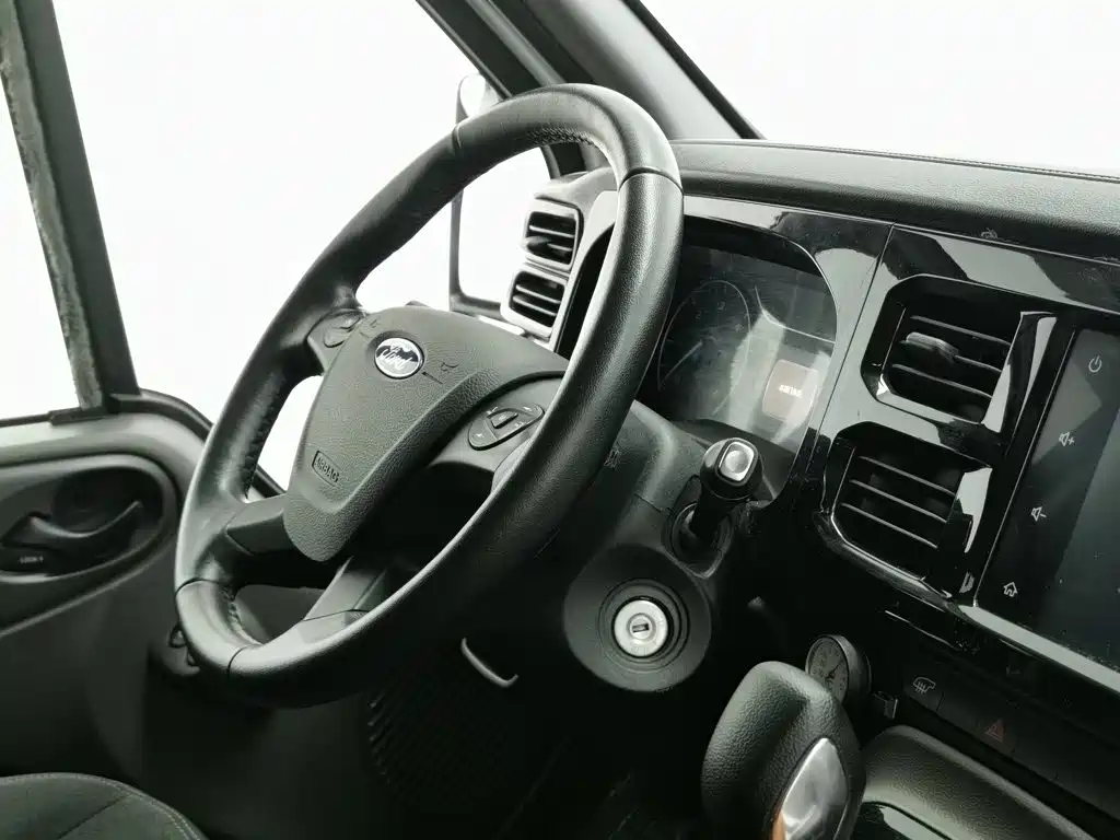 Ford Transit Custom — миниатюра 22
