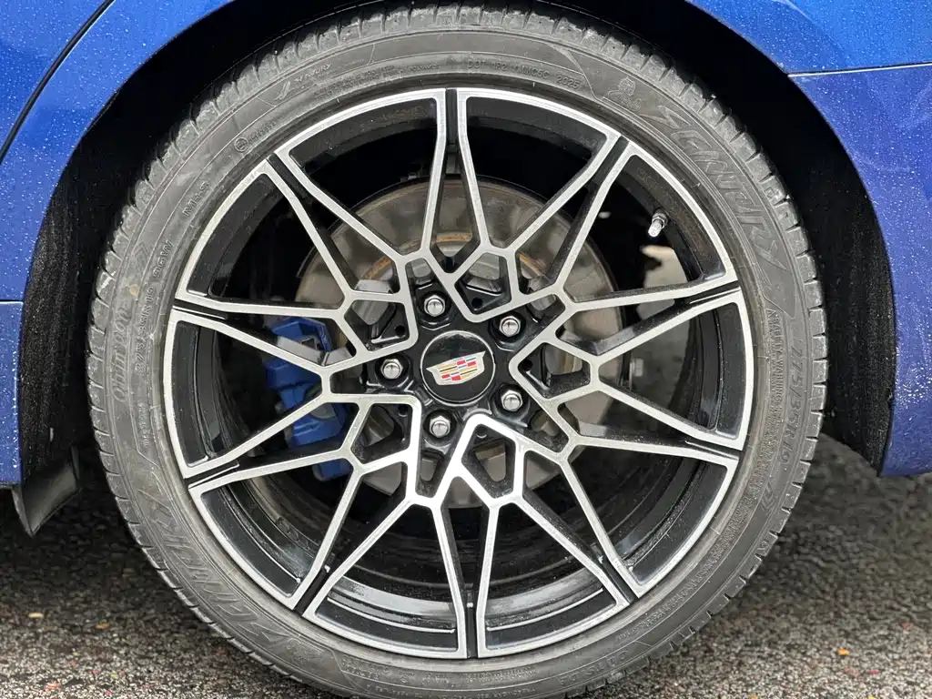 Cadillac CT5 — миниатюра 14