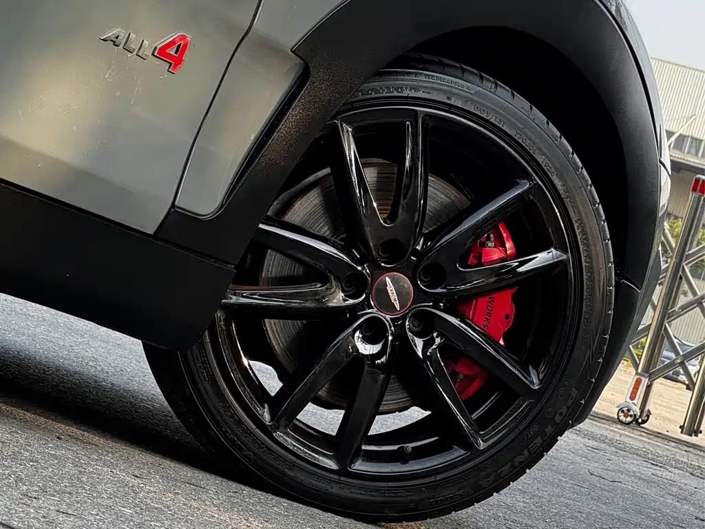 MINI Mini JCW Clubman — миниатюра 9