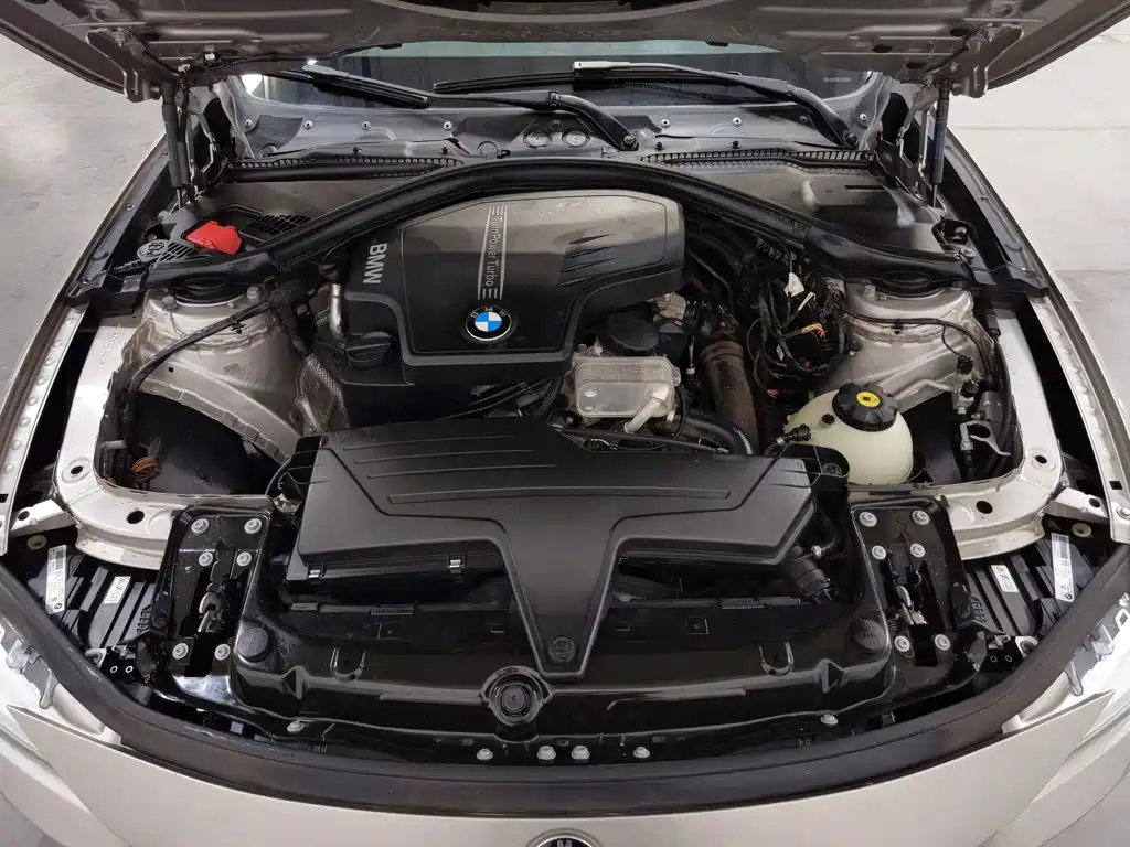BMW 3 Series — миниатюра 6