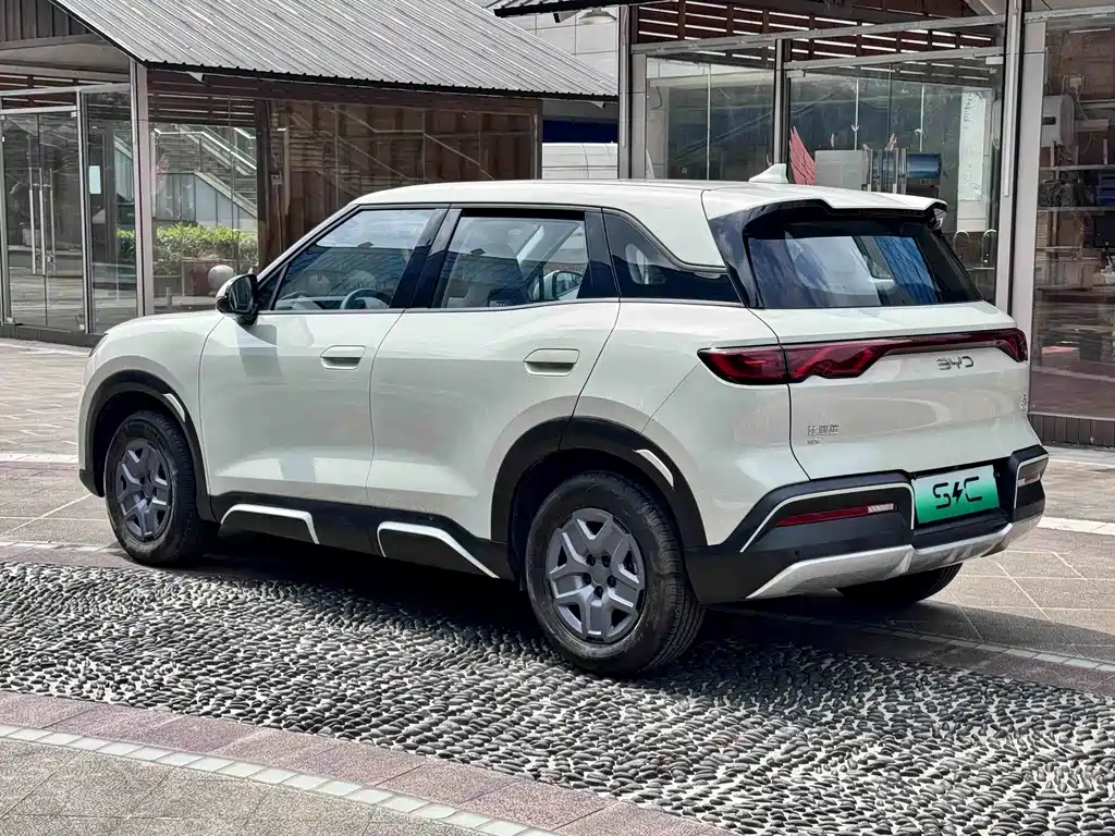 BYD Yuan UP — миниатюра 16