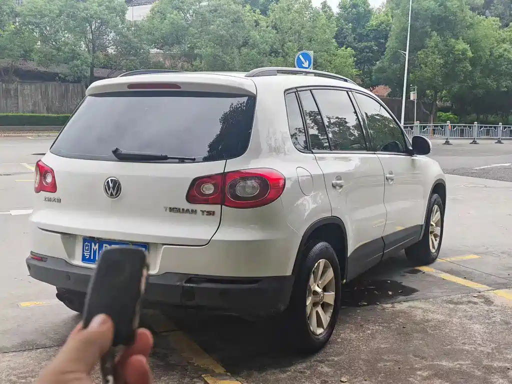 Volkswagen Tiguan — миниатюра 7