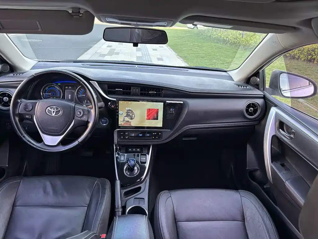 Toyota Corolla — миниатюра 11