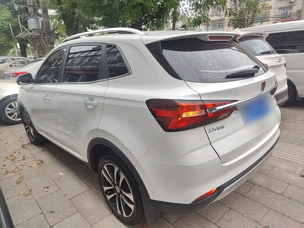 Roewe RX3 — миниатюра 5