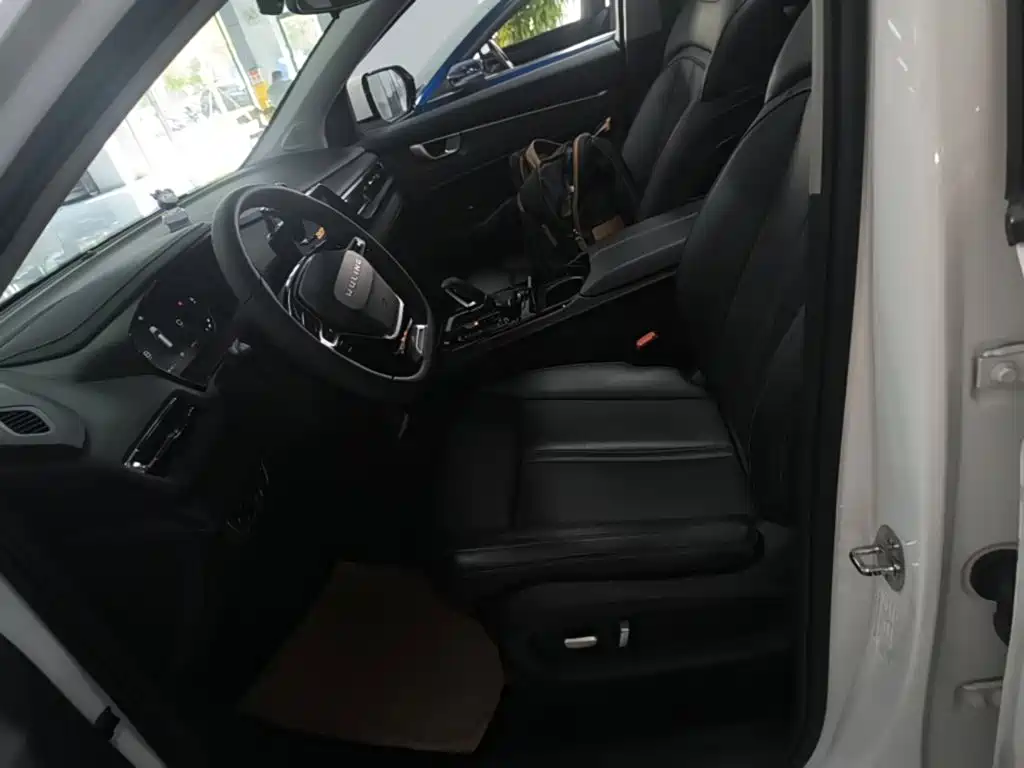 Wuling Victory — миниатюра 15