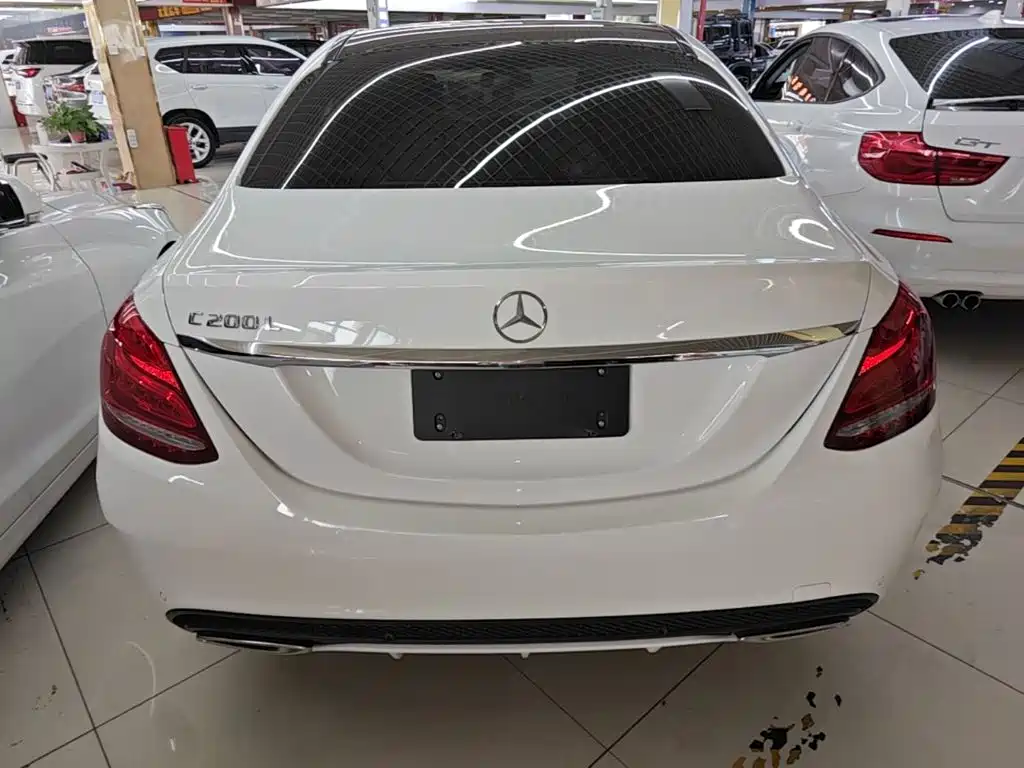 Mercedes-Benz C-Class — миниатюра 6