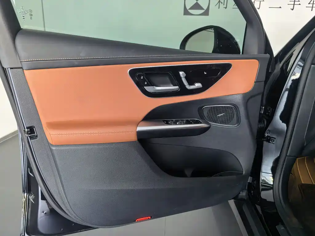 Mercedes-Benz GLC — миниатюра 14