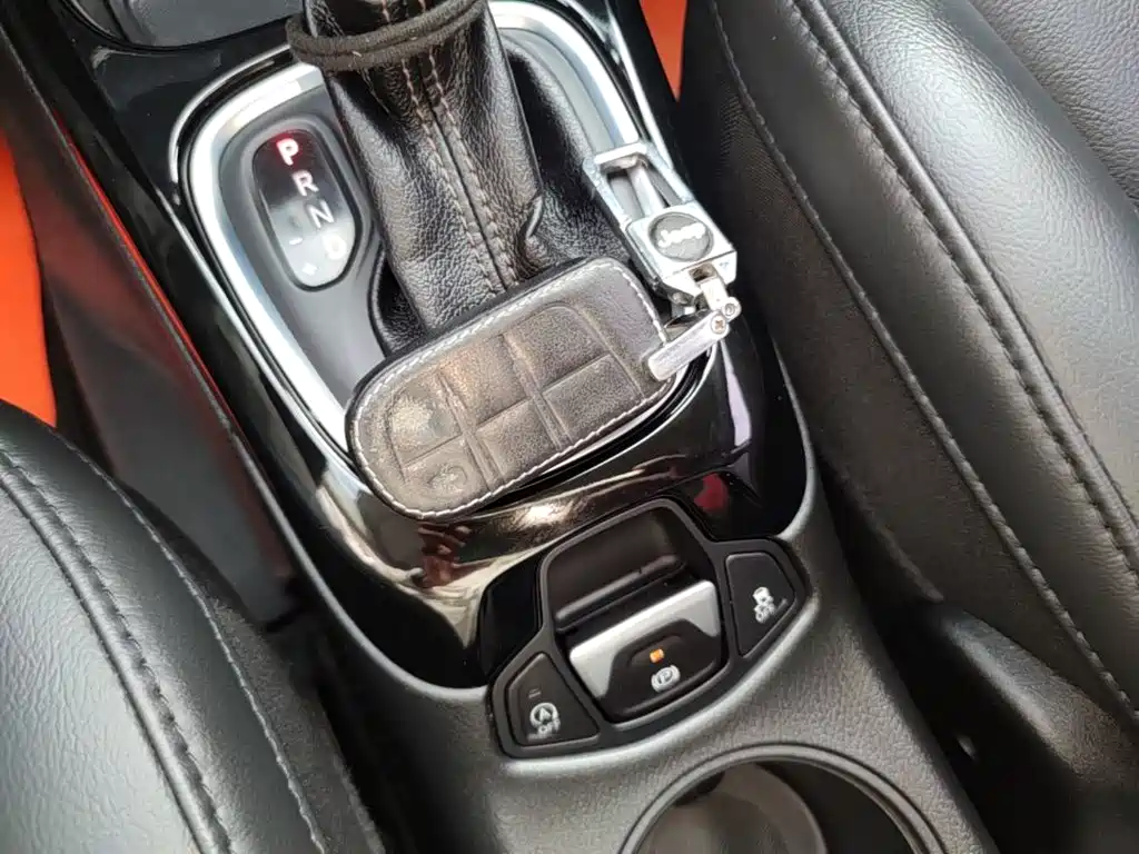 Jeep Compass — миниатюра 9