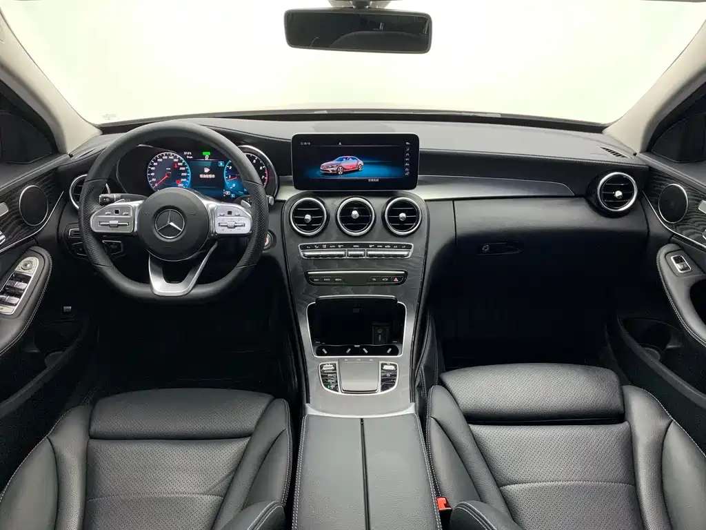 Mercedes-Benz C-Class — миниатюра 7