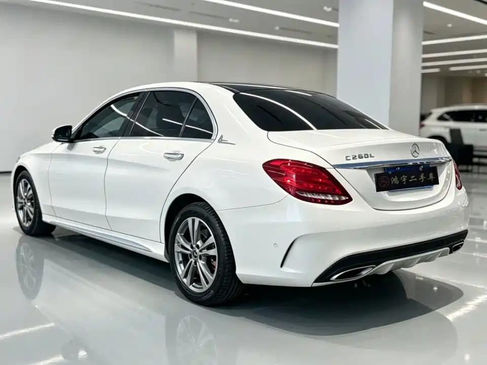 Mercedes-Benz C-Class — миниатюра 9
