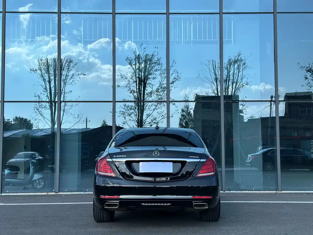 Mercedes-Benz S-Class — миниатюра 4