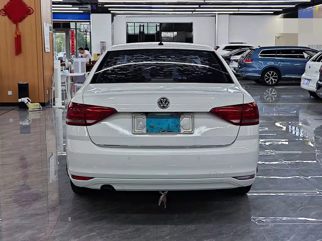 Volkswagen Lavida — миниатюра 7