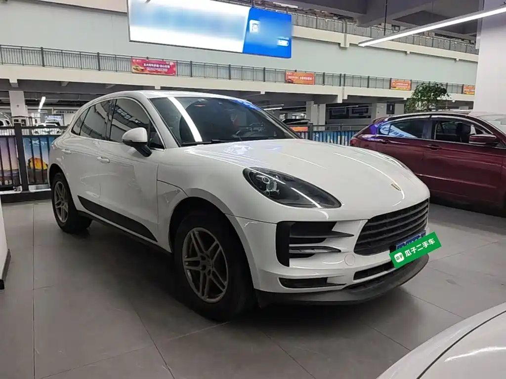 Porsche Macan — миниатюра 4