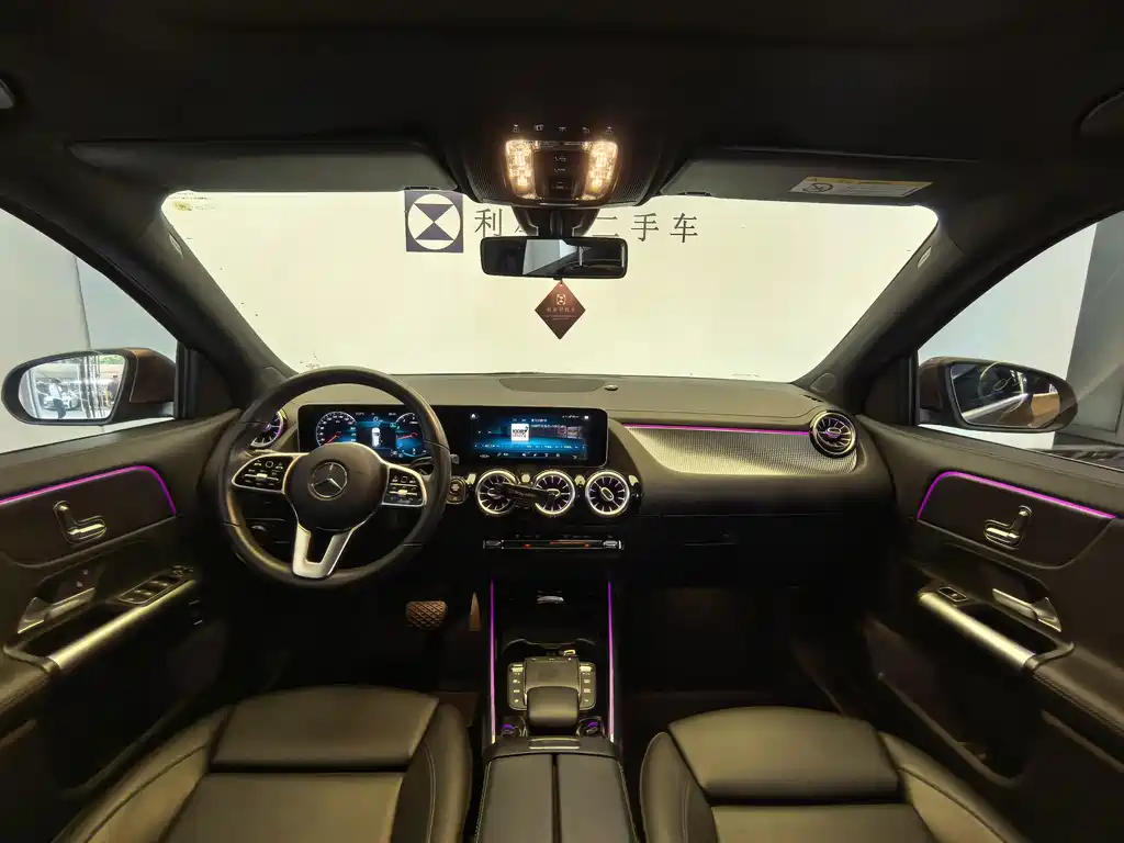 Mercedes-Benz GLA — миниатюра 12