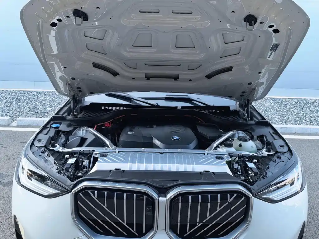 BMW X3 2025 xDrive25L Luxury