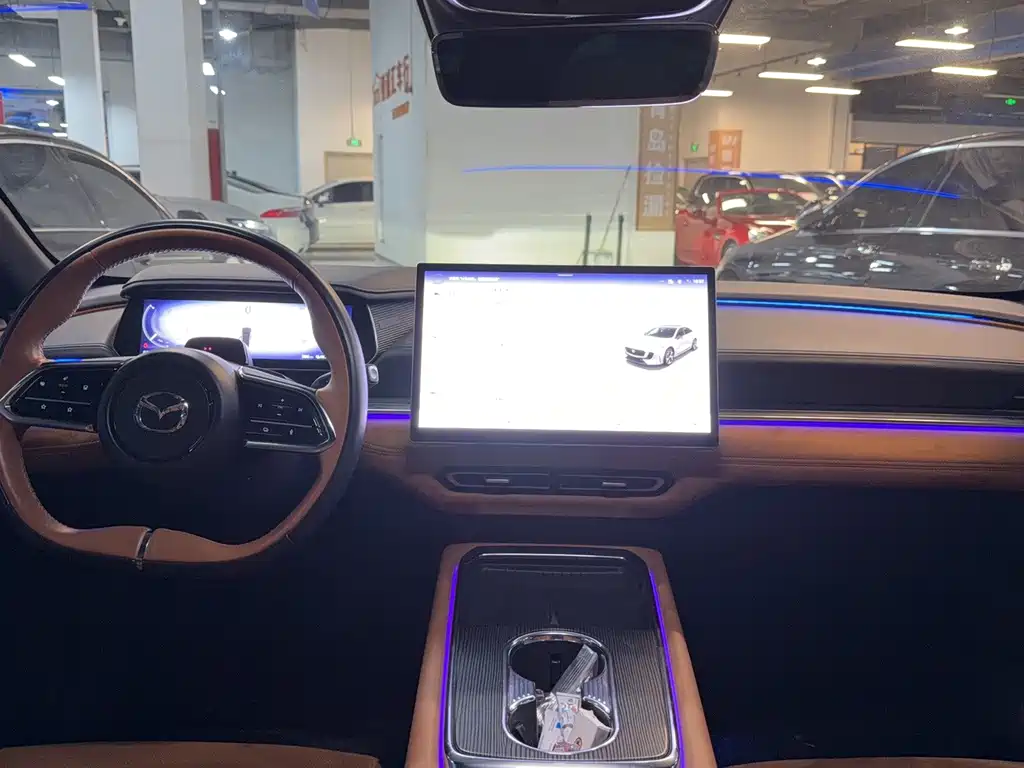 Mazda EZ-6 — миниатюра 6