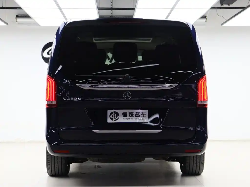Mercedes-Benz V-Class — миниатюра 29