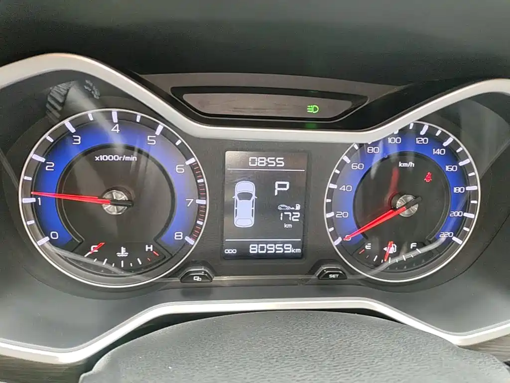 Geely Vision X3 — миниатюра 12