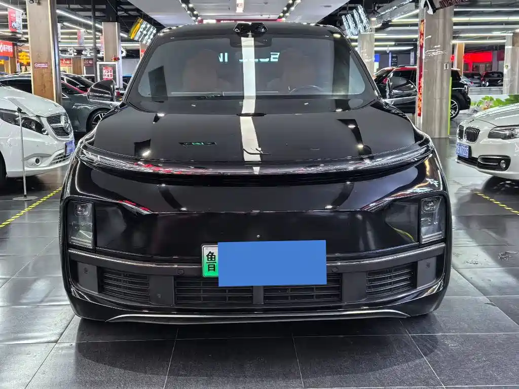 Li Auto Li L9 — миниатюра 2