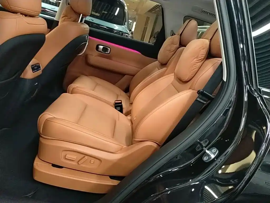 Leapmotor Leapmotor C16 — миниатюра 17