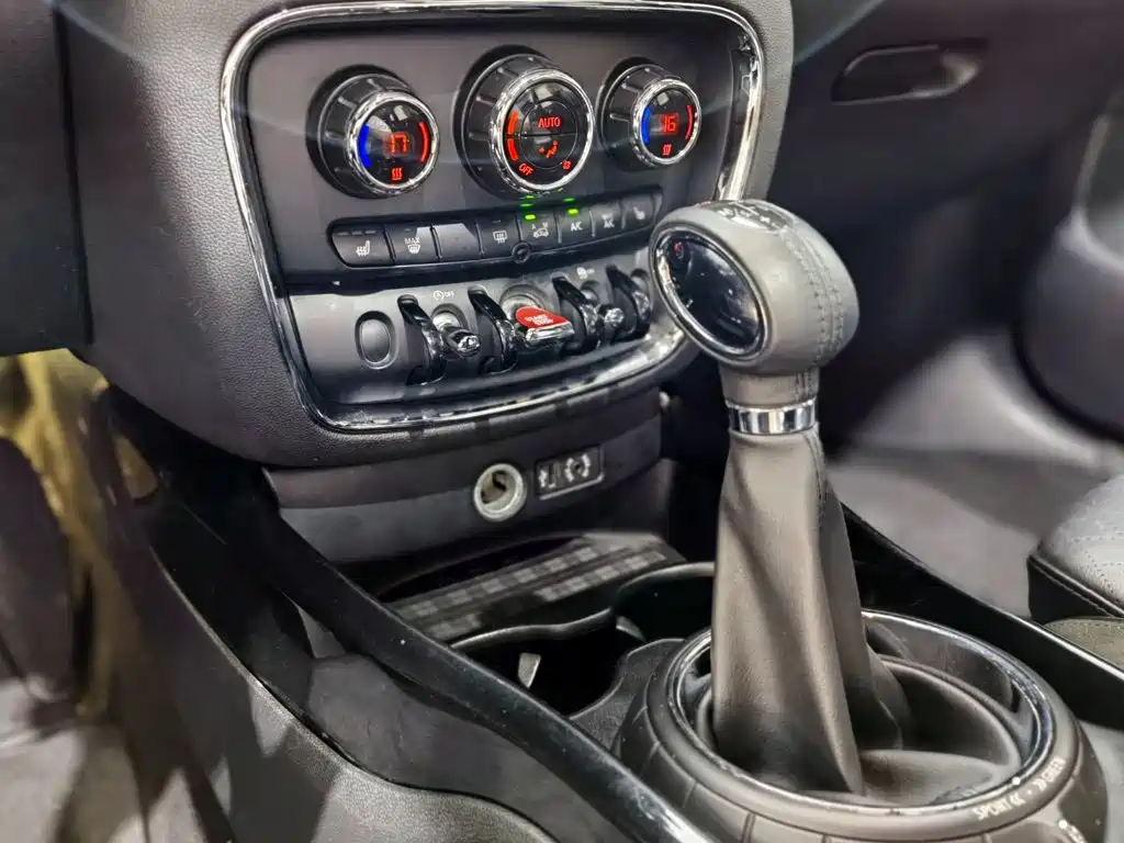 MINI Mini Clubman — миниатюра 11