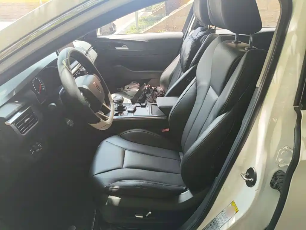 Hongqi H5 2020 1.8T AT