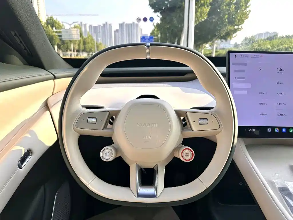 Xiaomi YU7 — миниатюра 12