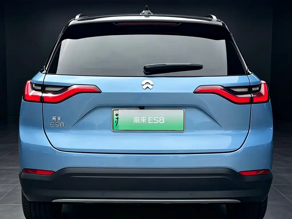 NIO ES8 — миниатюра 6
