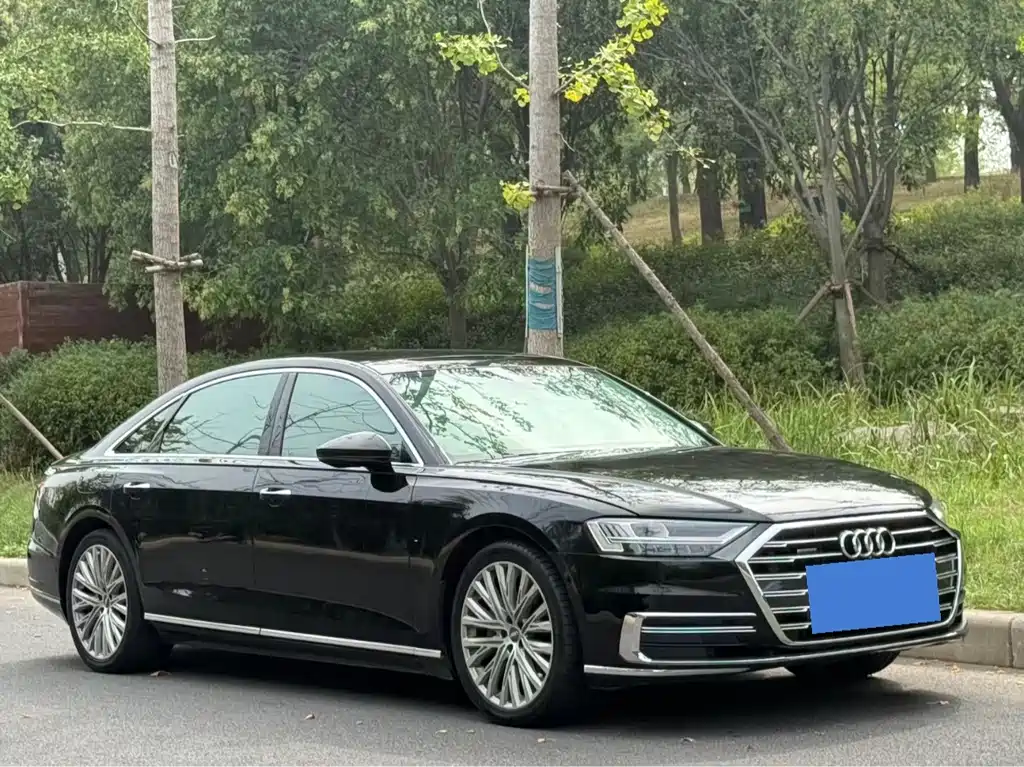 Audi A8 — миниатюра 3