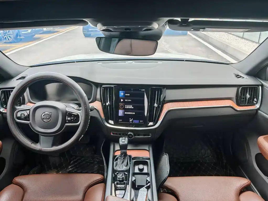 Volvo S60 — миниатюра 13
