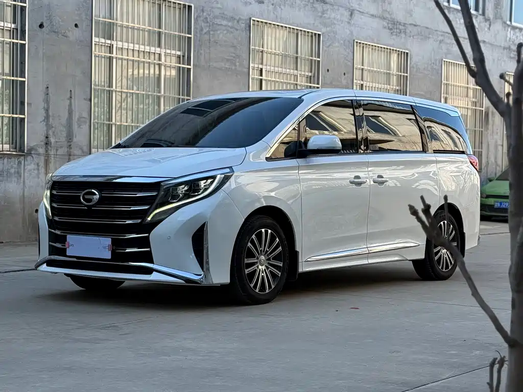 GAC TRUMPCHI M8