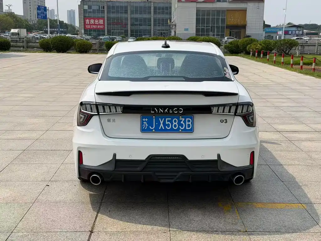 Lynk & Co 03 — миниатюра 8